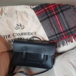 NWOT Cambridge Satchel in Navy